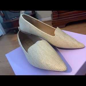 Natural Raffia Pointed-Toe Loafers